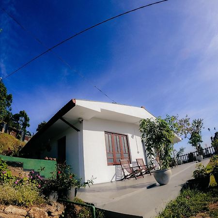 Leisure Mount Villa Haputale Bagian luar foto