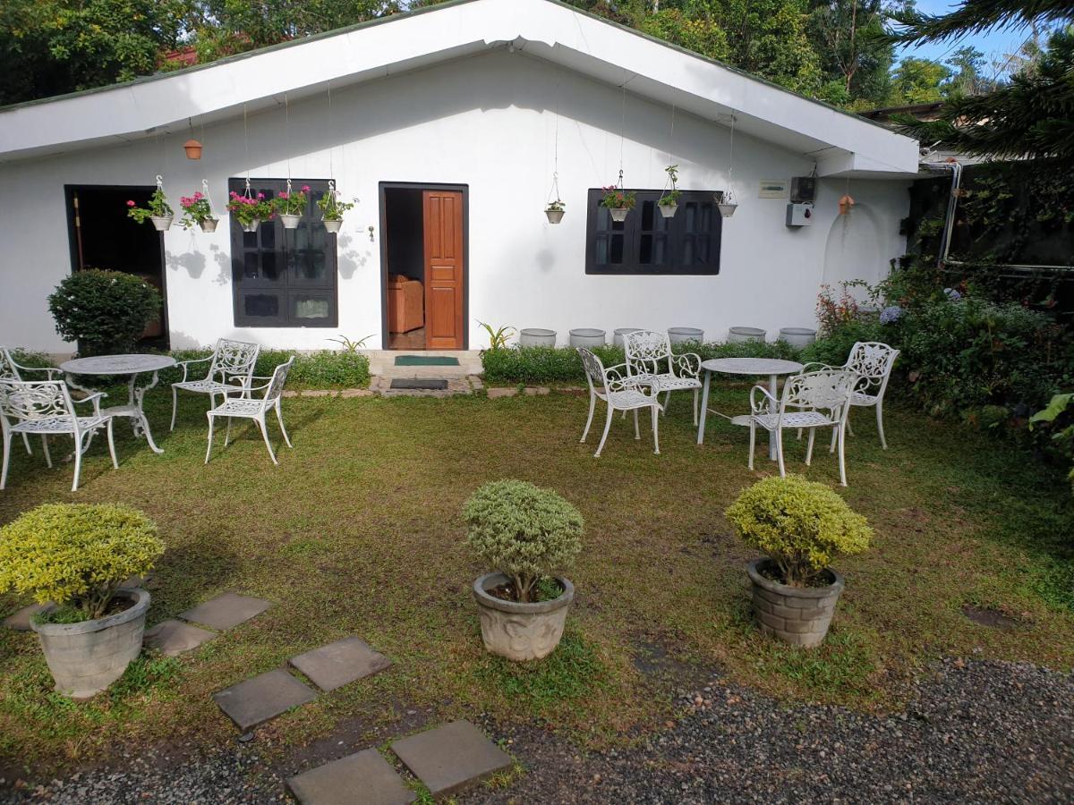 Leisure Mount Villa Haputale Bagian luar foto